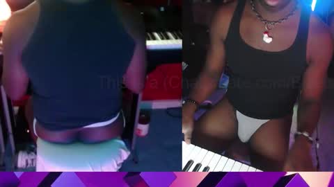 Snapshot of bicepsandfrot chatting on January 6, 2026, 12:36 am BicepsandFrot online show from January 6, 2026, 12:36 am