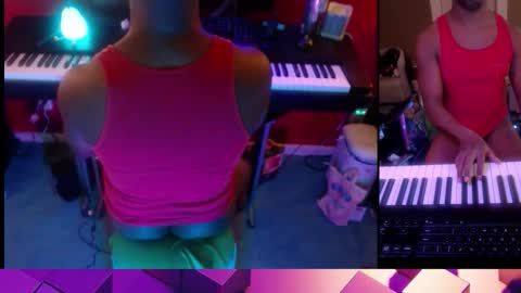 Snapshot of bicepsandfrot chatting on February 2, 2026, 7:18 am BicepsandFrot online show from February 2, 2026, 7:18 am