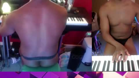 Snapshot of bicepsandfrot chatting on February 4, 2026, 10:04 pm BicepsandFrot online show from February 4, 2026, 10:04 pm