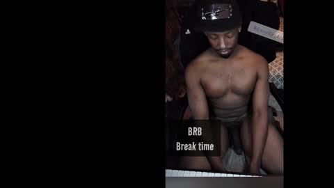 Snapshot of bicepsandfrot chatting on February 18, 2026, 1:40 pm BicepsandFrot online show from February 18, 2026, 1:40 pm