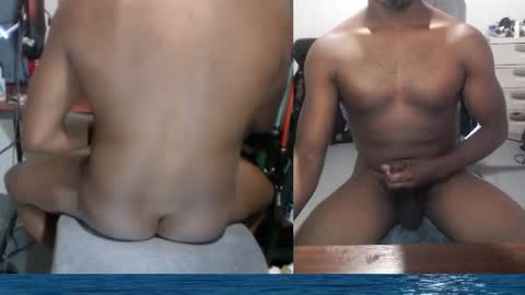 Snapshot of bicepsandfrot chatting on July 5, 2026, 11:39 am BicepsandFrot online show from July 5, 2026, 11:39 am