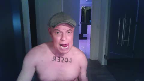 Snapshot of bickel chatting on November 17, 2025, 1:44 am Bickel online show from November 17, 2025, 1:44 am