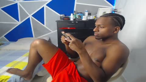 Snapshot of big_black11 chatting on February 21, 2025, 7:54 pm big_black11 online show from February 21, 2025, 7:54 pm