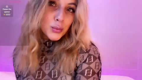 angela online show from June 28, 2026, 6:52 am