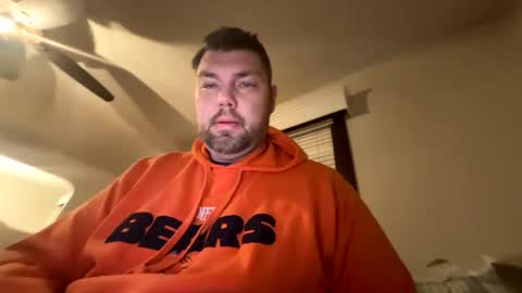 Snapshot of big_daddy068 chatting on December 11, 2024, 12:23 am big_daddy068 online show from December 11, 2024, 12:23 am