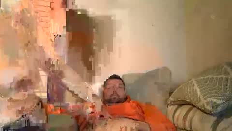 Snapshot of big_daddy068 chatting on December 12, 2024, 2:26 am big_daddy068 online show from December 12, 2024, 2:26 am