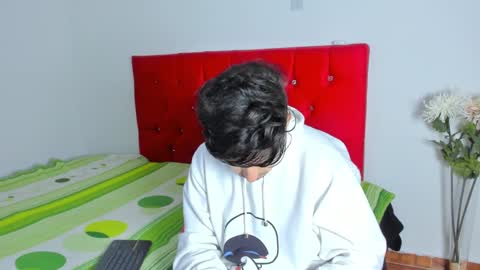 Snapshot of big_dicktop23 chatting on February 18, 2025, 1:10 am john and cris online show from February 18, 2025, 1:10 am