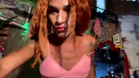 Stiven Leon online show from November 7, 2025, 3:01 pm