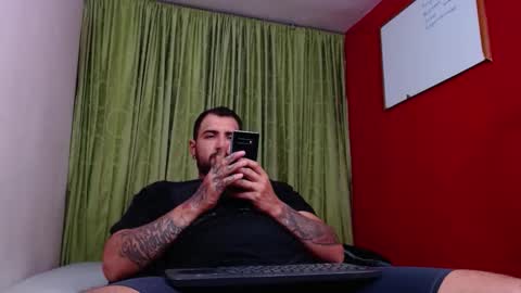 Snapshot of big_niiko chatting on February 6, 2026, 2:16 am big_niiko online show from February 6, 2026, 2:16 am