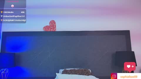 Snapshot of big_tits_in_your_face chatting on March 5, 2025, 2:03 am Tell me Sophia online show from March 5, 2025, 2:03 am