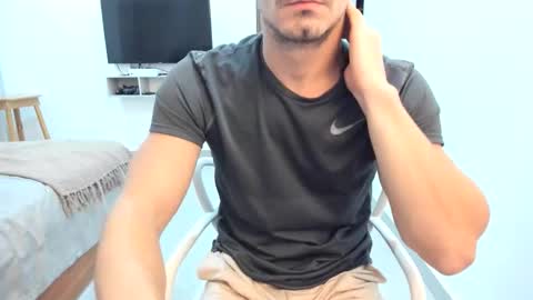 Snapshot of big_white_dick7 chatting on November 30, 2025, 12:36 am temporarily free online show from November 30, 2025, 12:36 am