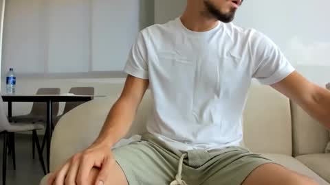 Snapshot of big_white_dick7 chatting on February 13, 2026, 4:25 pm temporarily free online show from February 13, 2026, 4:25 pm