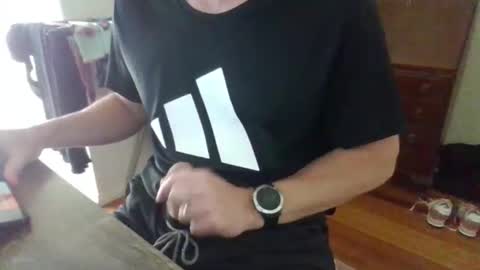 BigandYum9 online show from December 3, 2025, 2:41 am