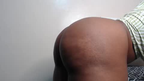 Estrella online show from April 19, 2026, 7:51 am