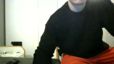 Snapshot of bigballsnojoke chatting on February 17, 2025, 1:21 pm bigballsnojoke online show from February 17, 2025, 1:21 pm