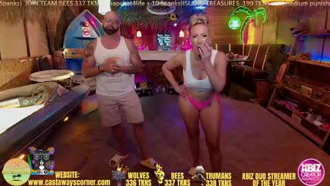 Snapshot of bigbananamilfshake chatting on September 9, 2025, 4:45 am Mya and Angelo online show from September 9, 2025, 4:45 am