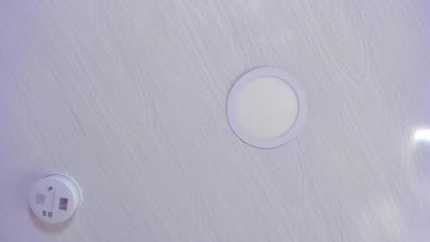   online show from March 25, 2026, 9:59 am