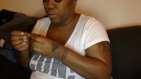 bigbootibambii online show from January 9, 2026, 2:03 am