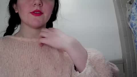 Isabella online show from December 16, 2024, 6:43 am