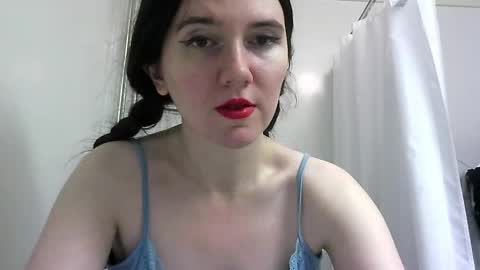 Snapshot of bigbootybunny chatting on September 28, 2025, 4:40 am Isabella online show from September 28, 2025, 4:40 am