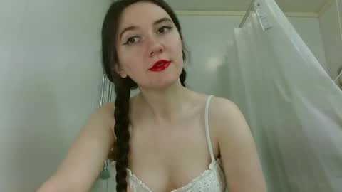 Snapshot of bigbootybunny chatting on May 4, 2026, 4:41 am Isabella online show from May 4, 2026, 4:41 am