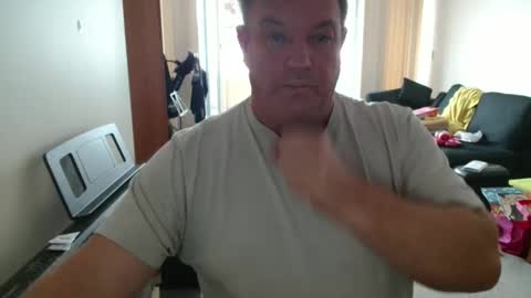 bigboybenny176 online show from May 28, 2026, 3:04 am