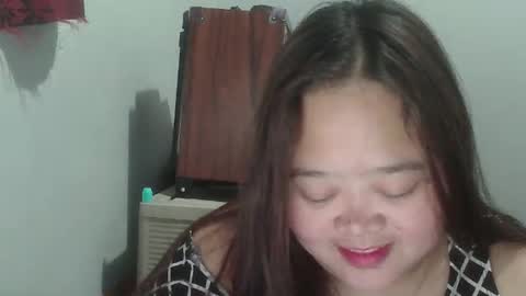 Snapshot of bigchubbybelly19 chatting on November 5, 2025, 5:57 pm bigchubbybelly19 online show from November 5, 2025, 5:57 pm