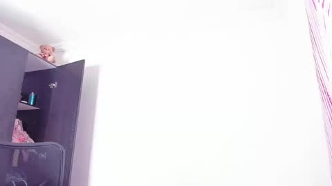 Snapshot of bigcock_luci chatting on December 24, 2024, 1:28 pm bigcock_luci online show from December 24, 2024, 1:28 pm