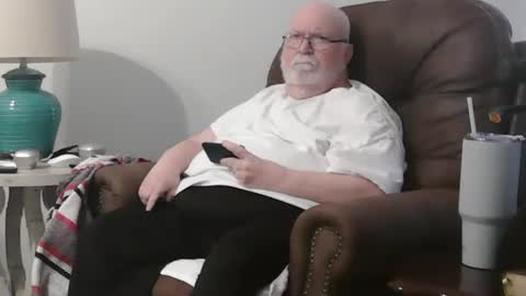 Snapshot of bigcraig123 chatting on January 1, 2025, 9:52 pm Craig online show from January 1, 2025, 9:52 pm