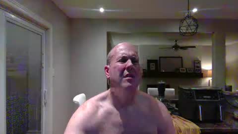 Snapshot of bigdave10005 chatting on February 5, 2025, 1:04 am bigdave10005 online show from February 5, 2025, 1:04 am