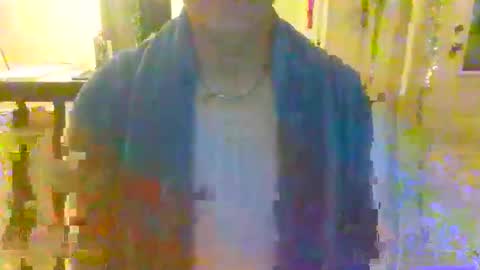 bigdeer581917471 online show from November 18, 2025, 10:41 am