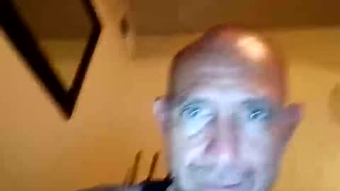 bigdick31589 online show from May 5, 2026, 4:04 pm