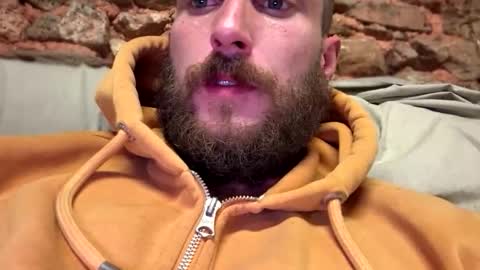 Snapshot of bigdick686268 chatting on October 11, 2025, 10:52 pm Pac Man Sex online show from October 11, 2025, 10:52 pm