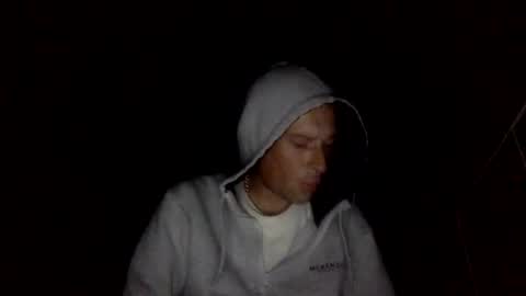 bigdickdangles472924 online show from September 25, 2025, 6:55 pm