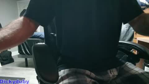 Snapshot of bigdickyduby chatting on November 7, 2025, 1:38 am George Forest Dickyduby on all Socials online show from November 7, 2025, 1:38 am