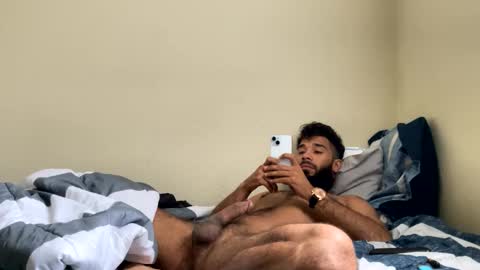 bigdizzy9 online show from January 1, 2025, 1:48 pm