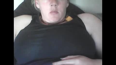 bigdoublee online show from December 19, 2025, 5:14 am