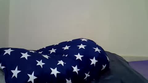 Snapshot of bigg_cate chatting on October 28, 2025, 4:27 am Bigg Cate online show from October 28, 2025, 4:27 am