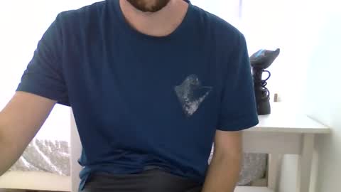 Snapshot of biggbaguette1 chatting on September 13, 2025, 12:27 pm biggbaguette1 online show from September 13, 2025, 12:27 pm