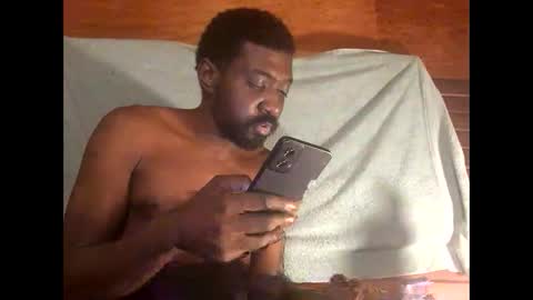 Snapshot of biggbic36 chatting on December 9, 2024, 2:02 am biggbic36 online show from December 9, 2024, 2:02 am