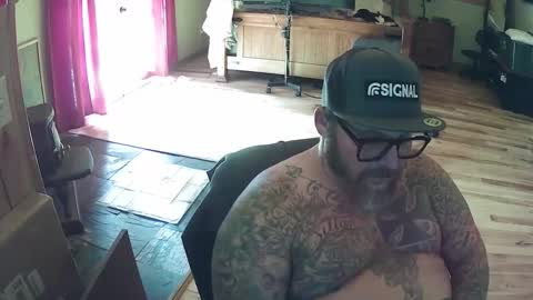 biggdaddy4206913 online show from November 5, 2025, 7:58 pm