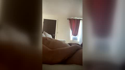 Snapshot of biggdickredd32 chatting on April 13, 2026, 3:28 pm biggdickredd32 online show from April 13, 2026, 3:28 pm