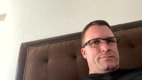 bigger22332233 online show from December 9, 2024, 10:20 pm