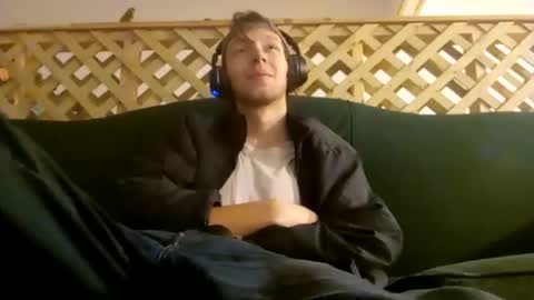 Snapshot of biggestboiiii chatting on February 3, 2025, 12:15 am biggestboiiii online show from February 3, 2025, 12:15 am