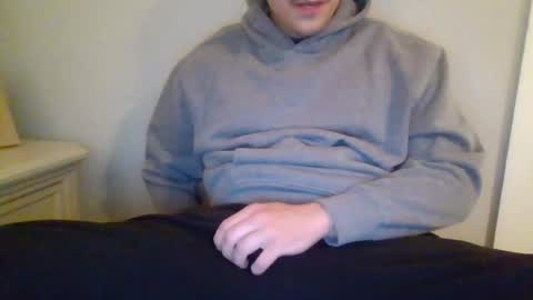 Snapshot of biggooner01 chatting on July 16, 2026, 12:27 am BigGooner01 online show from July 16, 2026, 12:27 am