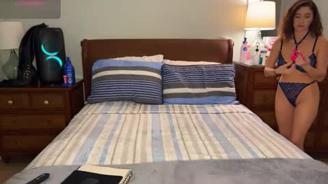 Snapshot of bigguylilmiss chatting on December 29, 2024, 10:36 pm LILLI MATT online show from December 29, 2024, 10:36 pm