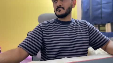 bighandsomesatisfy online show from February 28, 2026, 3:24 pm