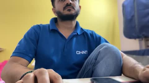 bighandsomesatisfy online show from March 10, 2026, 3:28 pm