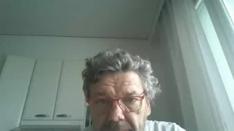 bigheart60 online show from June 14, 2026, 6:48 am