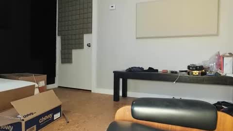 bighugecum543 online show from April 11, 2026, 2:27 am